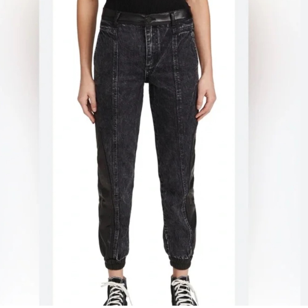 Alice + Olívia Jenny Vegan Leather Combo Jeans Size 26 (0121)